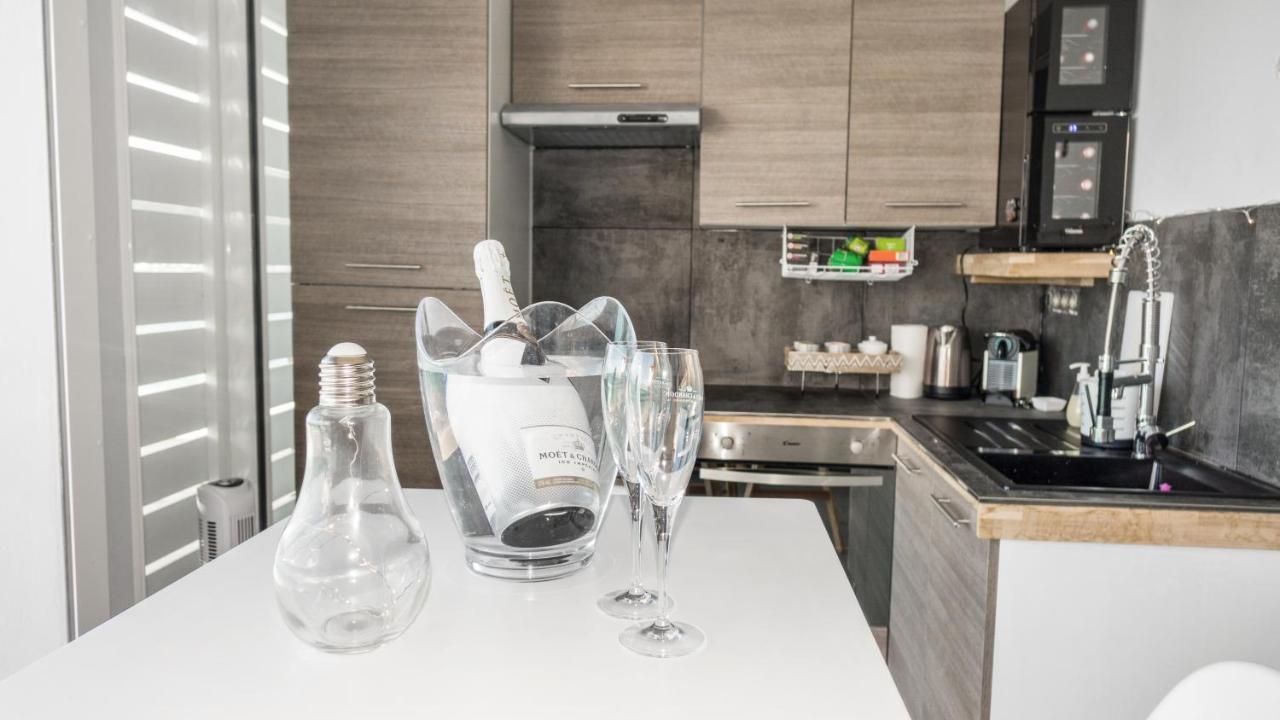 Official Page "Residence Bleu Marine" - Sea View Apartments & Studios - Saint-Martin French Side 그랜드케이스 외부 사진